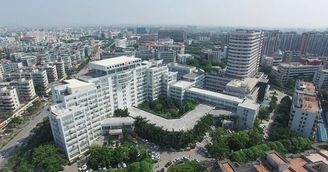 粤东首例！横位心 +股动脉痉挛+ 弓部解剖困境！汕头大学医学院第二附属医院成功开展 ProStyle A® 预装干瓣TAVR